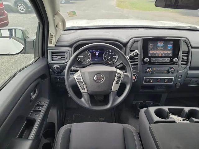 2022 Nissan Titan Crew Cab S 4x2