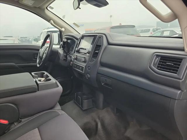 2022 Nissan Titan Crew Cab S 4x2