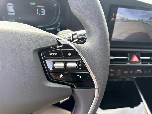 2026 Kia Niro LX