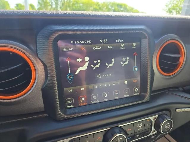 2023 Jeep Gladiator Sport