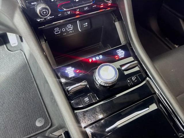 2023 Jeep Grand Cherokee L Summit 4x4