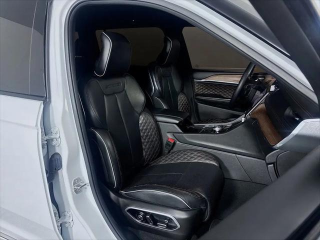 2023 Jeep Grand Cherokee L Summit 4x4