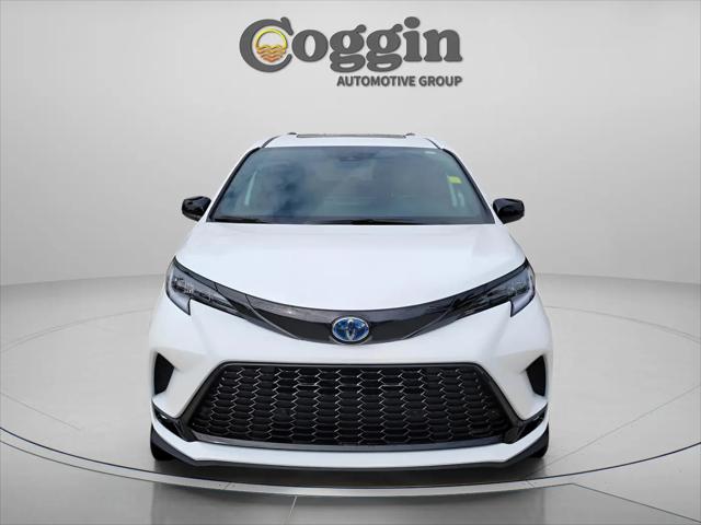 2025 Toyota Sienna XSE