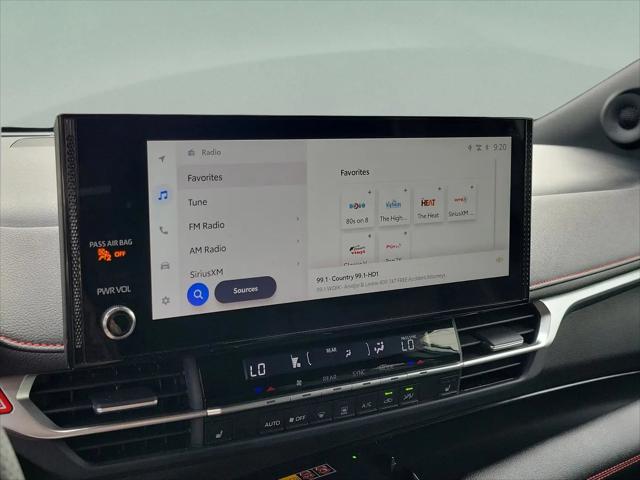 2025 Toyota Sienna XSE