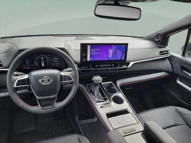2025 Toyota Sienna XSE