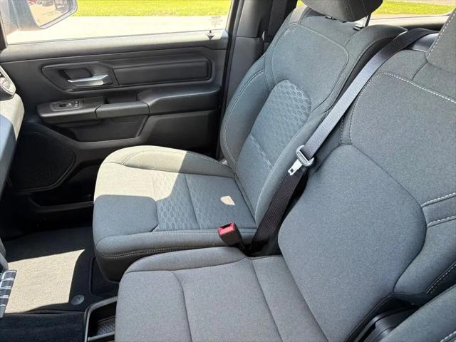 2025 Ram 1500 Tradesman Crew Cab 4x4 5'7" Box