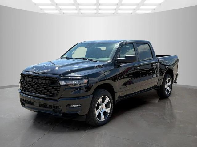 2025 Ram 1500 Tradesman Crew Cab 4x4 57 Box