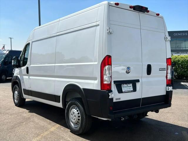 2024 Ram ProMaster 2500 Cargo Van Tradesman High Roof 136" WB w/Pass Seat