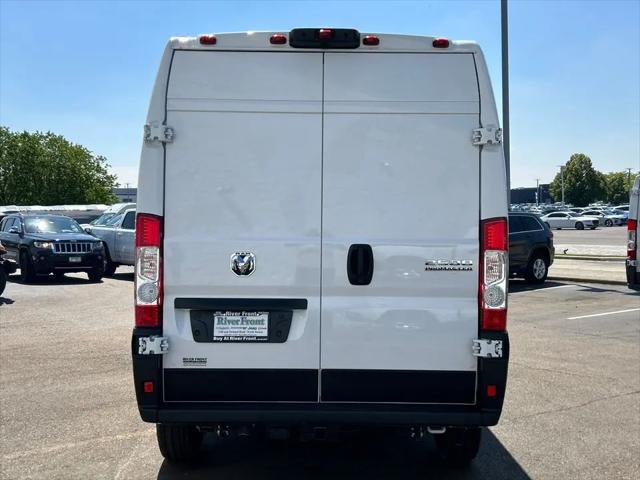2024 Ram ProMaster 2500 Cargo Van Tradesman High Roof 136" WB w/Pass Seat