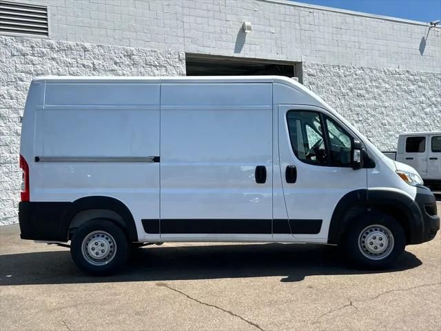2024 Ram ProMaster 2500 Cargo Van Tradesman High Roof 136" WB w/Pass Seat