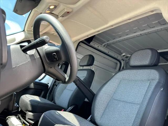 2024 Ram ProMaster 2500 Cargo Van Tradesman High Roof 136" WB w/Pass Seat