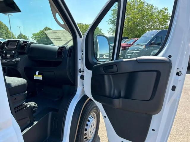 2024 Ram ProMaster 2500 Cargo Van Tradesman High Roof 136" WB w/Pass Seat