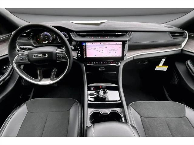 2026 Jeep Grand Cherokee L Altitude 4x4