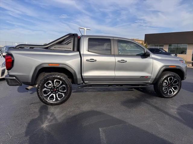2025 GMC Canyon 4WD AT4