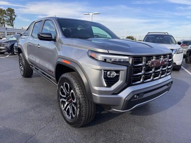2025 GMC Canyon 4WD AT4