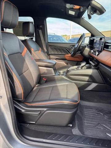 2025 GMC Canyon 4WD AT4