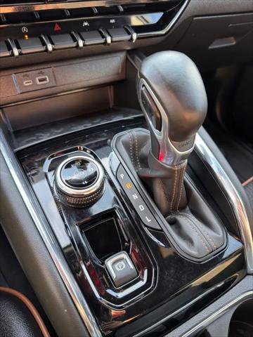 2025 GMC Canyon 4WD AT4