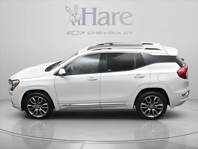 2023 GMC Terrain AWD Denali