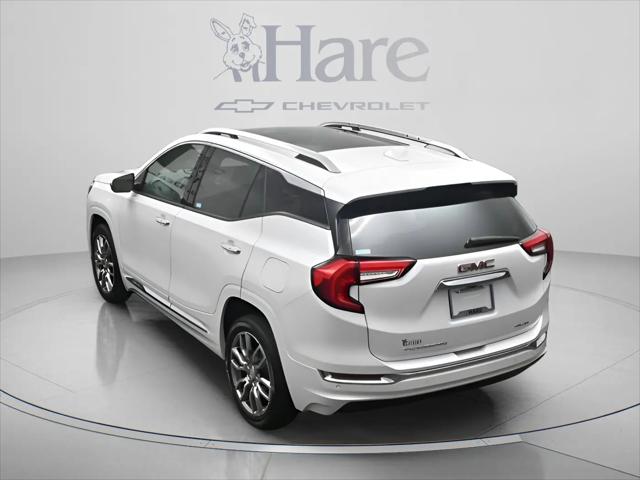 2023 GMC Terrain AWD Denali