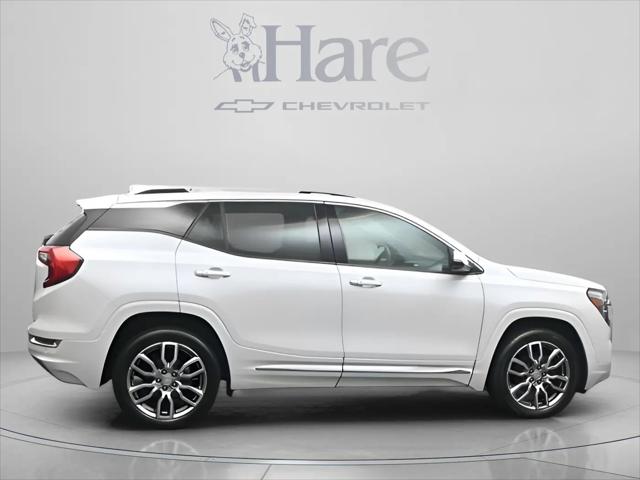 2023 GMC Terrain AWD Denali