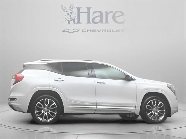 2023 GMC Terrain AWD Denali