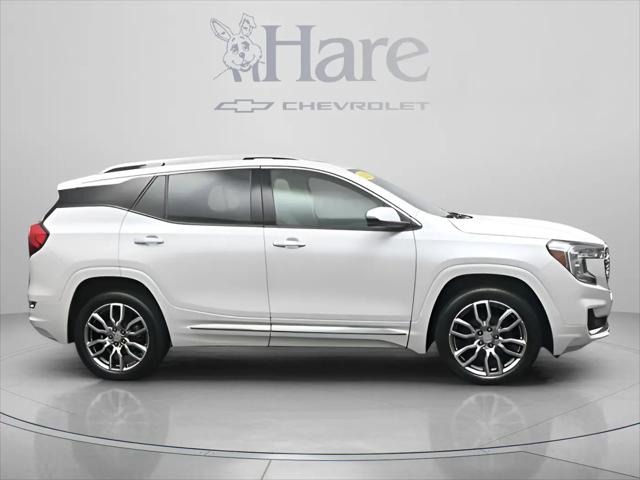 2023 GMC Terrain AWD Denali