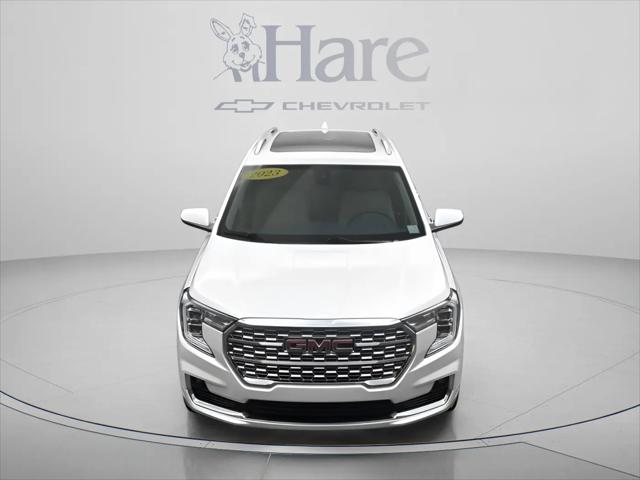 2023 GMC Terrain AWD Denali