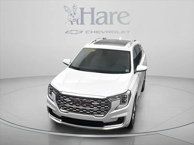 2023 GMC Terrain AWD Denali