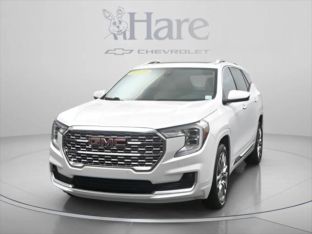 2023 GMC Terrain AWD Denali