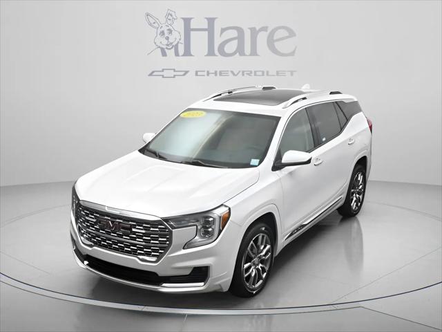 2023 GMC Terrain AWD Denali