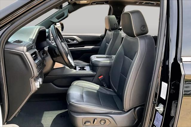 2023 GMC Yukon XL 4WD SLT