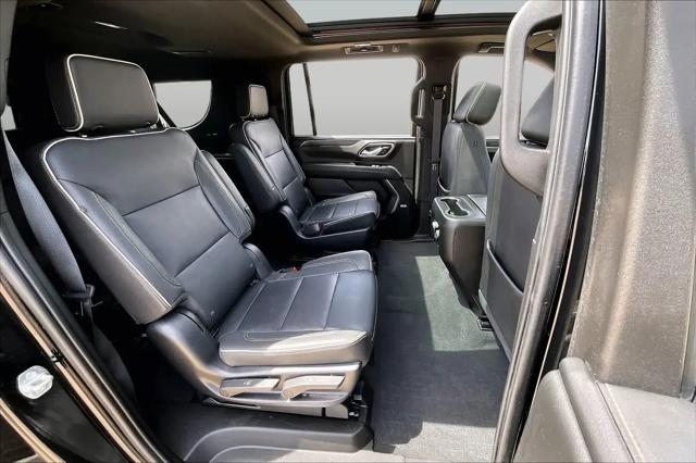 2023 GMC Yukon XL 4WD SLT