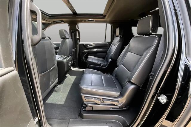 2023 GMC Yukon XL 4WD SLT