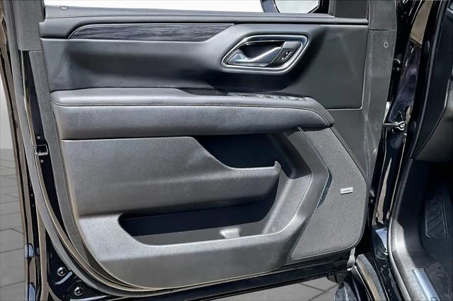 2023 GMC Yukon XL 4WD SLT