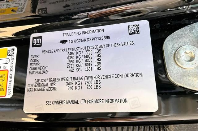 2023 GMC Yukon XL 4WD SLT