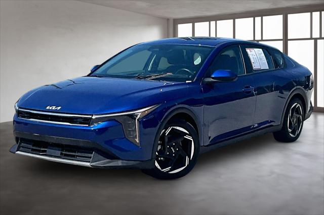 2025 Kia K4 EX
