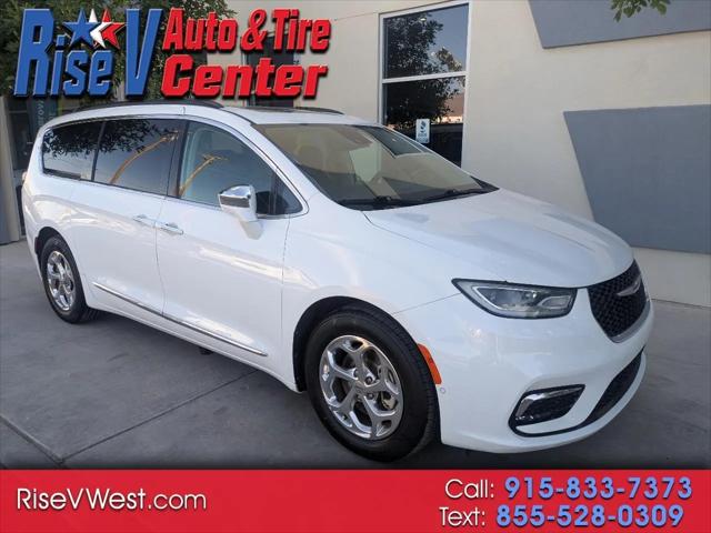 2022 Chrysler Pacifica Limited for sale in El Paso, TX