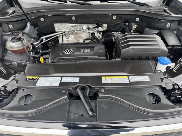 2022 Volkswagen Atlas Cross Sport 2.0T SE w/Technology