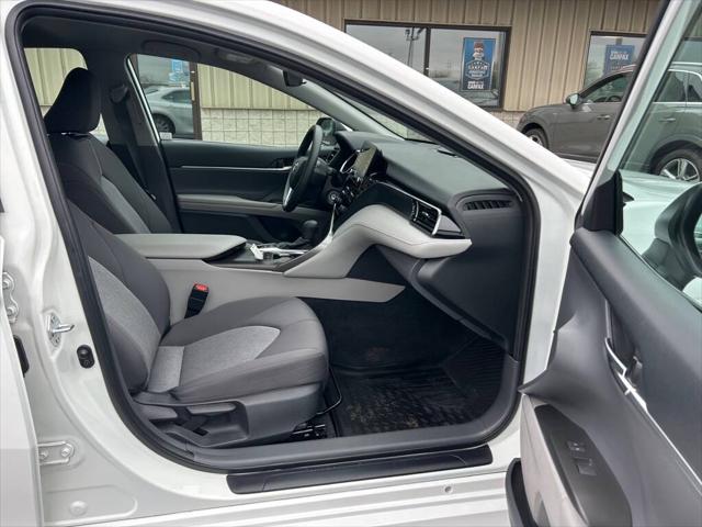 2022 Toyota Camry LE AWD