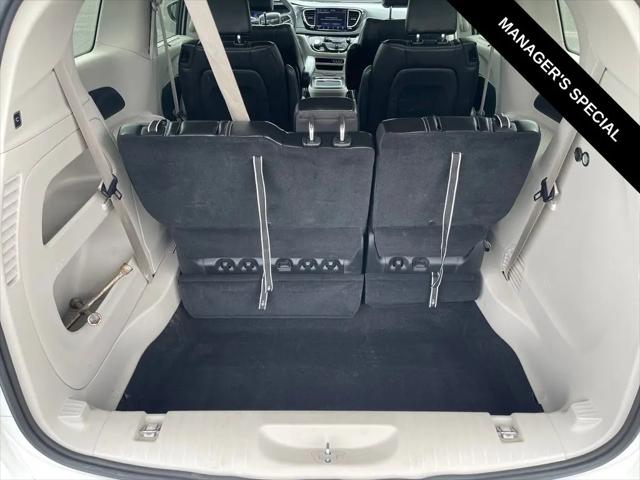 2023 Chrysler Pacifica Touring L