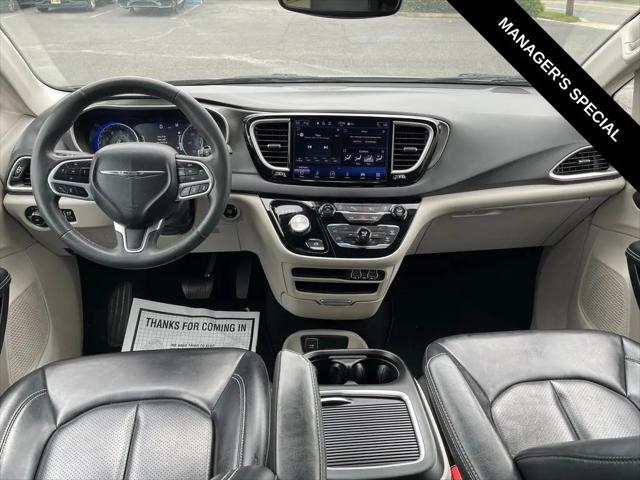 2023 Chrysler Pacifica Touring L