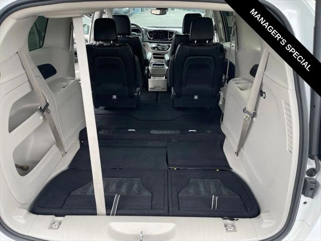 2023 Chrysler Pacifica Touring L