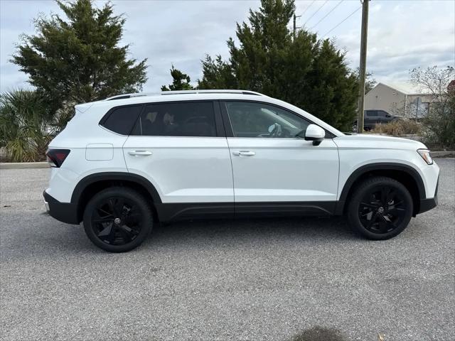 2026 Volkswagen Taos SE