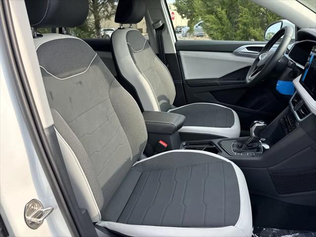 2026 Volkswagen Taos SE