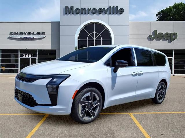 2027 Chrysler Pacifica Limited for sale in Monroeville, PA