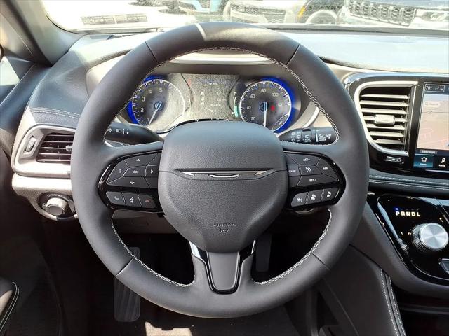 2027 Chrysler Pacifica Limited