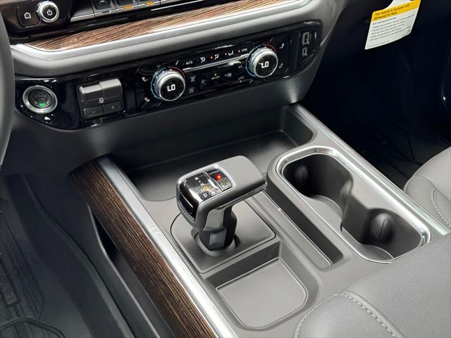 2026 GMC Sierra 1500 Crew Cab, Short Bed, Elevation, 4WD