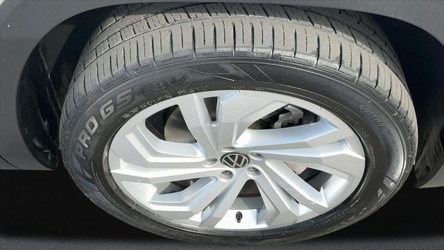 2021 Volkswagen Atlas 3.6L V6 SE w/Technology