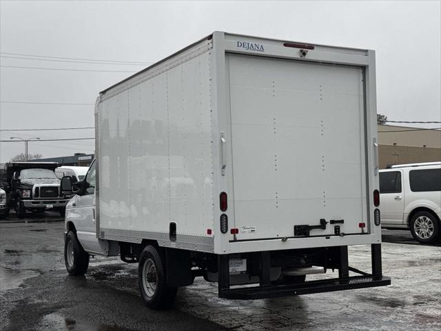 2025 Ford E-350 Cutaway Base