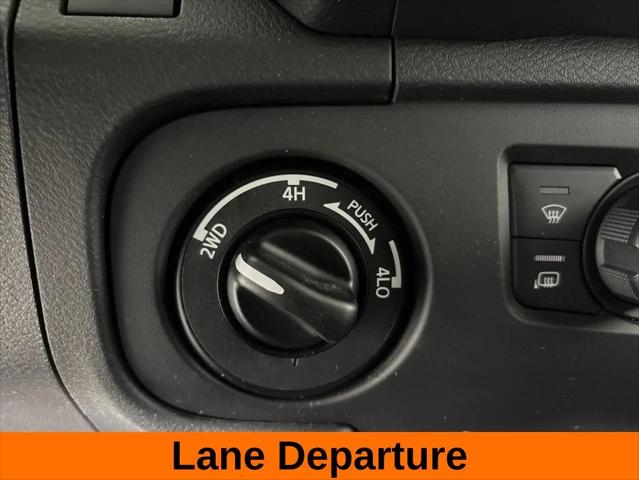 2025 Nissan Frontier Crew Cab SV 4x4